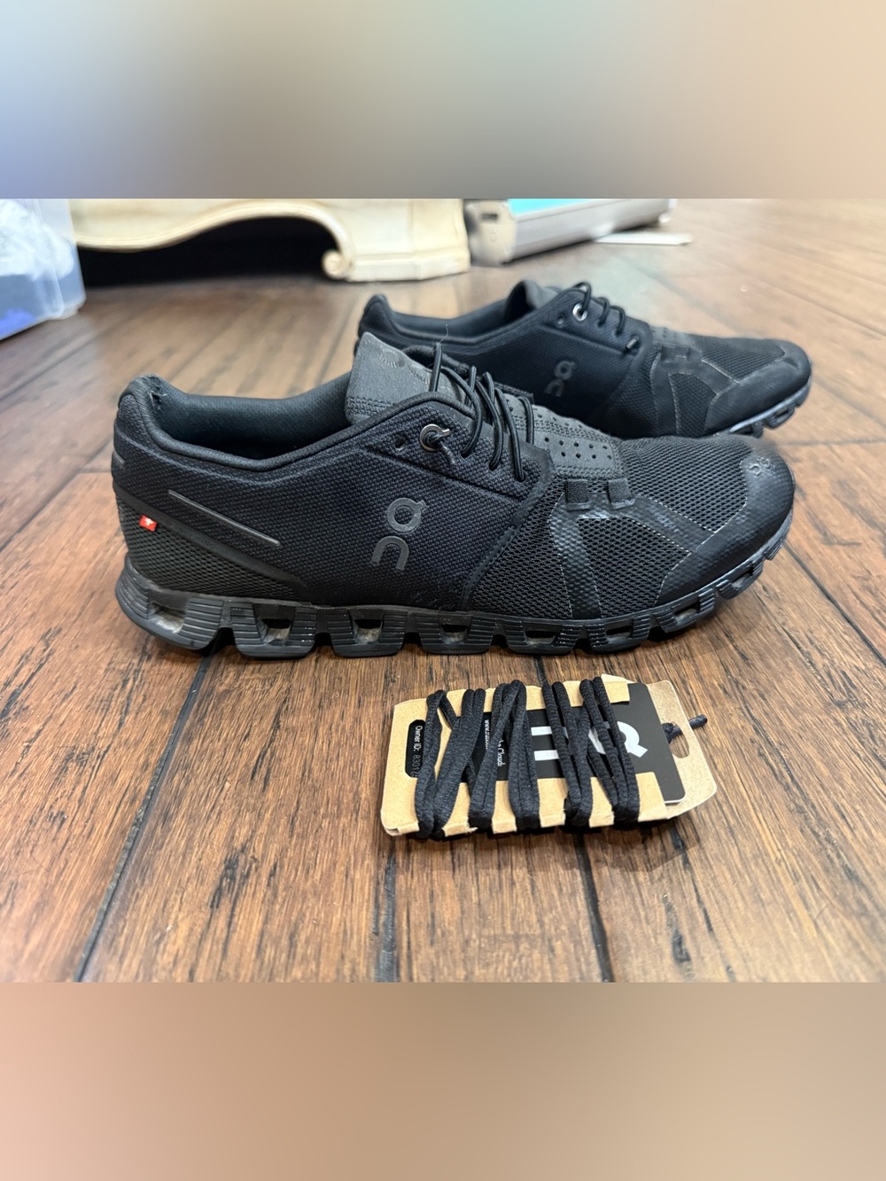 On Cloud 5 All Black Women's Sneakers/Running Shoes Size 10